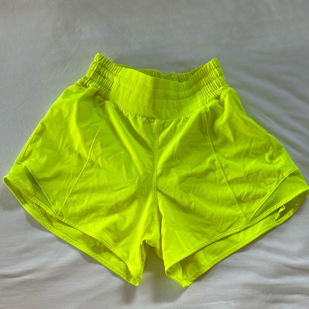 Hotty Hot High Rise Lined Short 4”